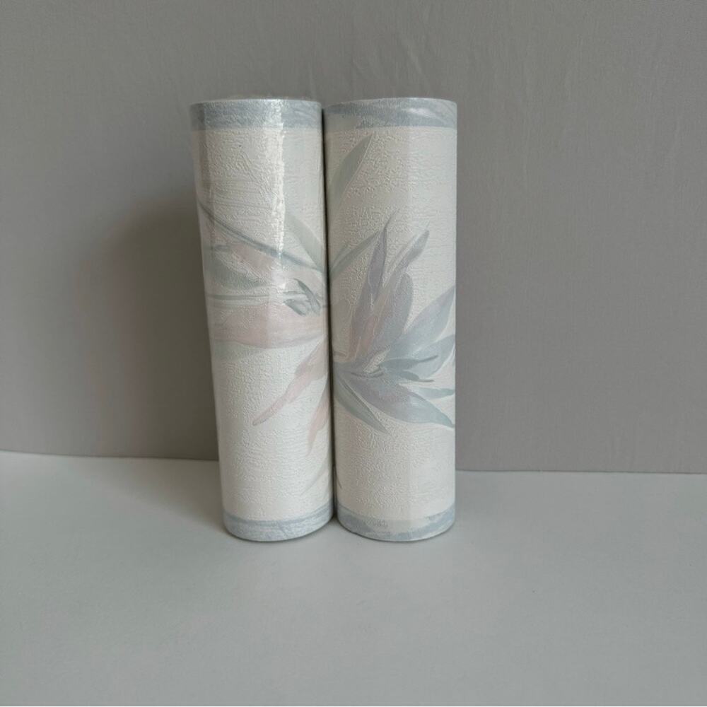 Brewster Wallcovering Co. Vintage Floral Pastel Wallpaper PrePasted Vinyl Border